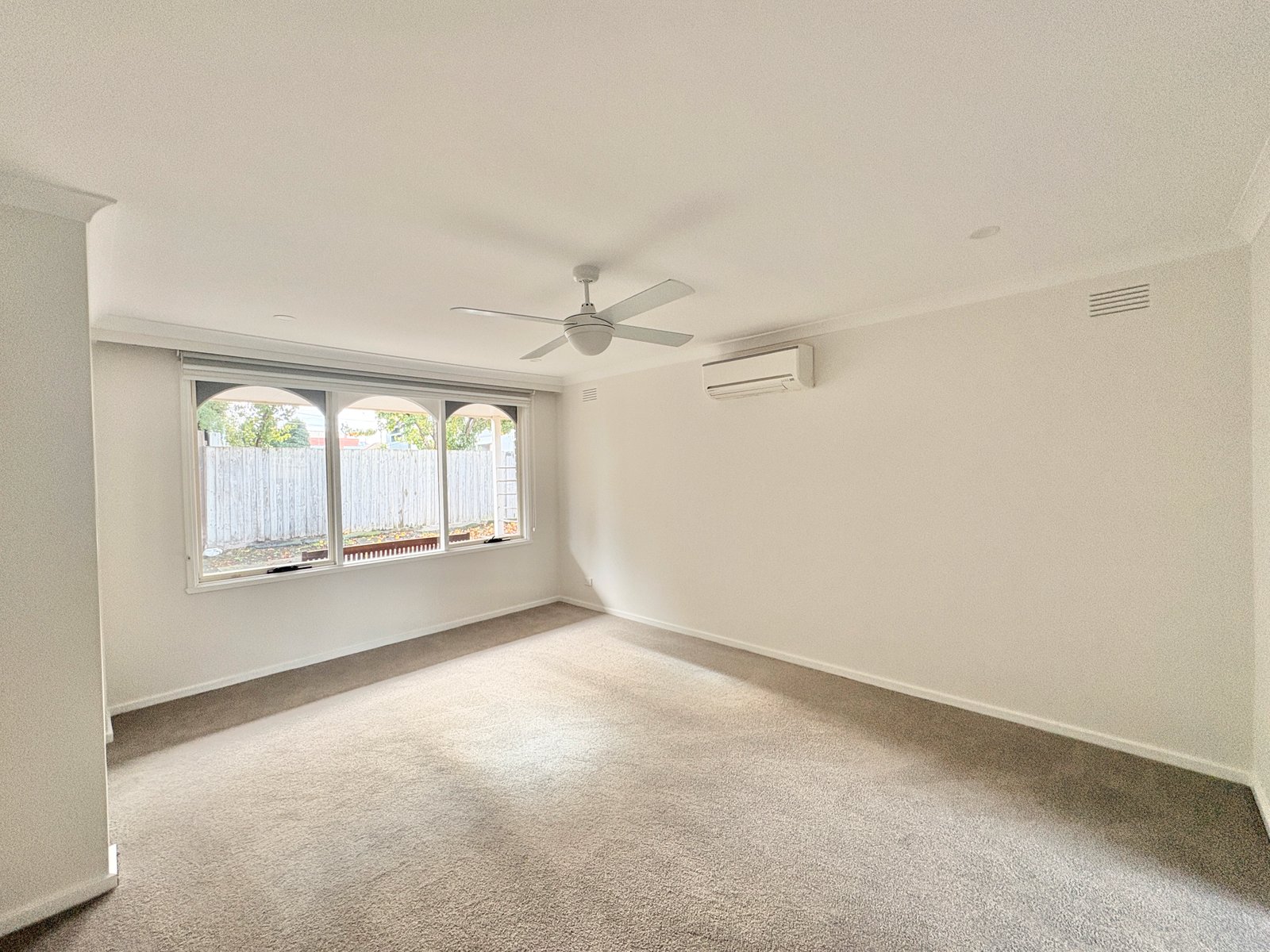 Gallery: 4/349 Pakington Street