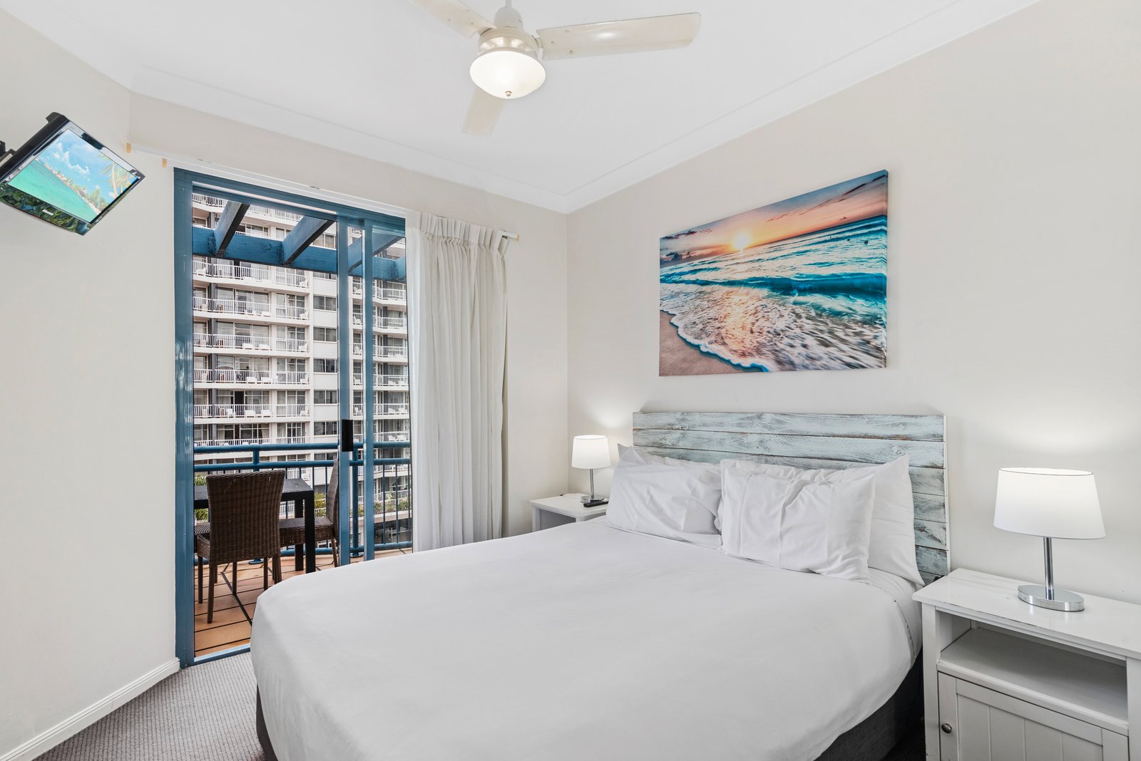 434/99 Griffith Street COOLANGATTA 2