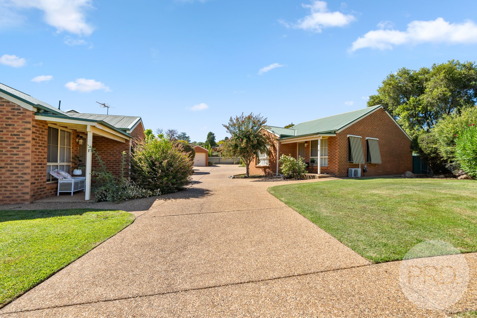 4/35-37 Kenneally Street KOORINGAL 9