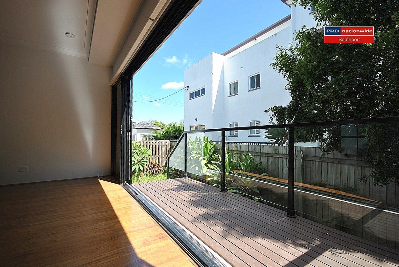 4/35-39 Central Street LABRADOR 6