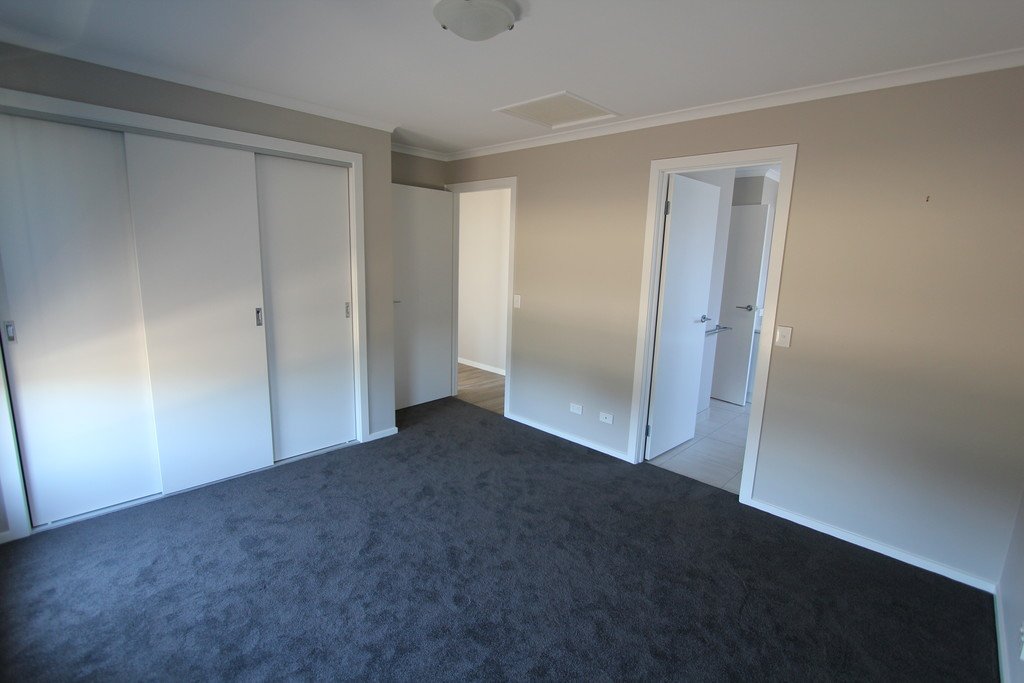 4/35 Dairymans Way BONSHAW 5