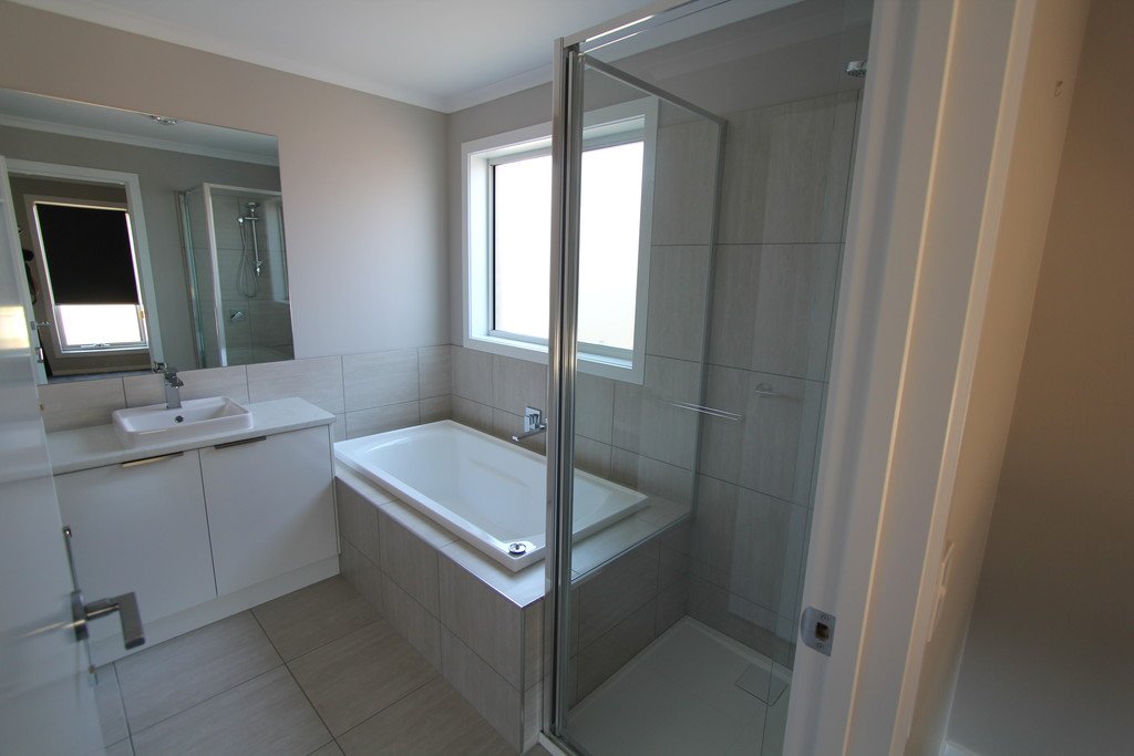 4/35 Dairymans Way BONSHAW 7