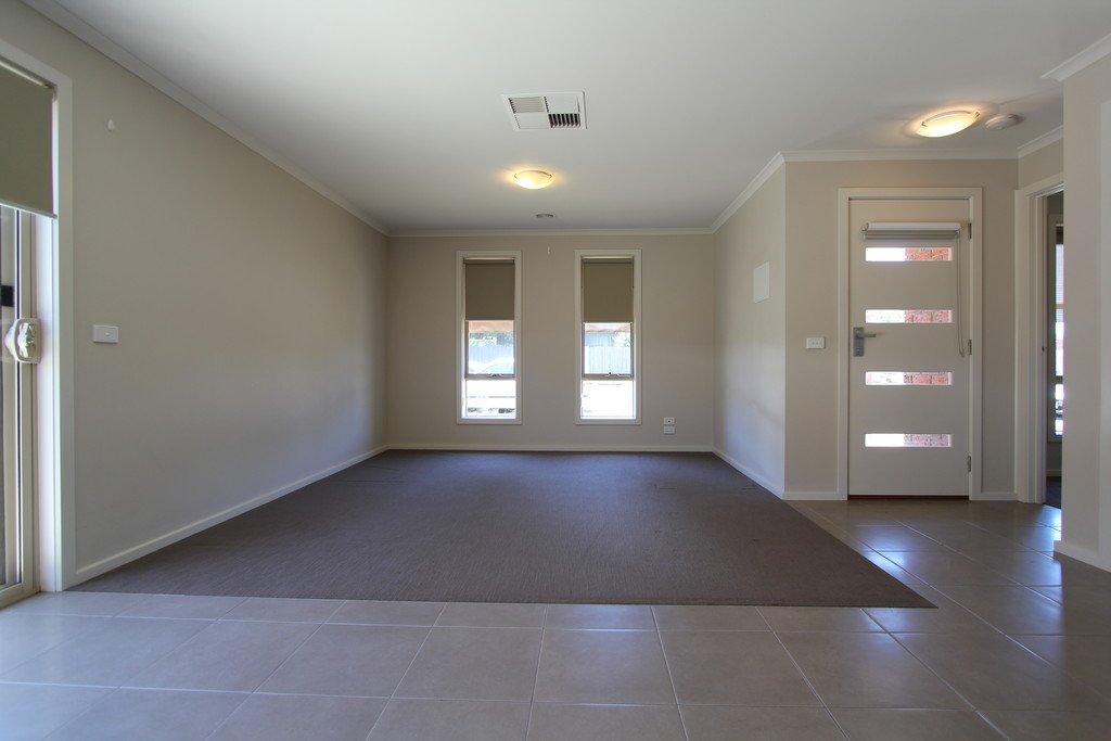 4/35 Foster Street REDAN 2