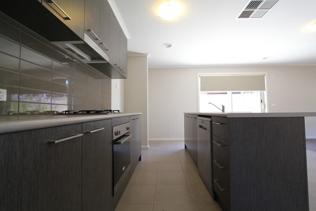 4/35 Foster Street REDAN 5