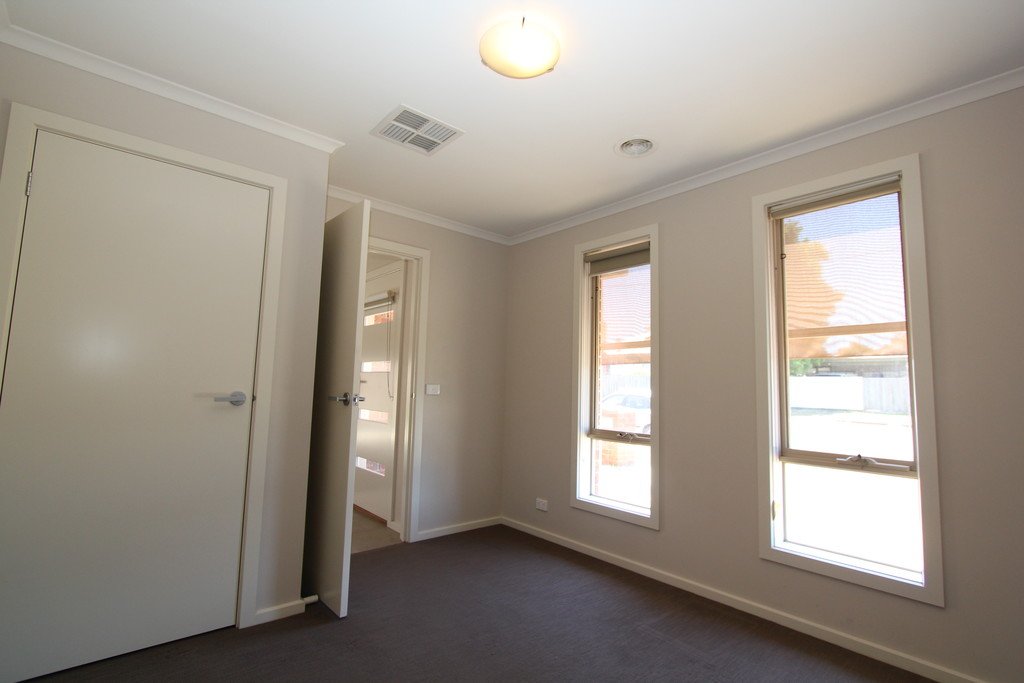 4/35 Foster Street REDAN 10