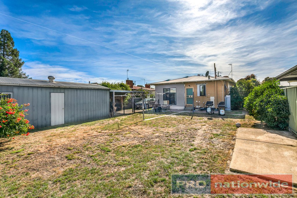 435 Gillies Street North WENDOUREE 8