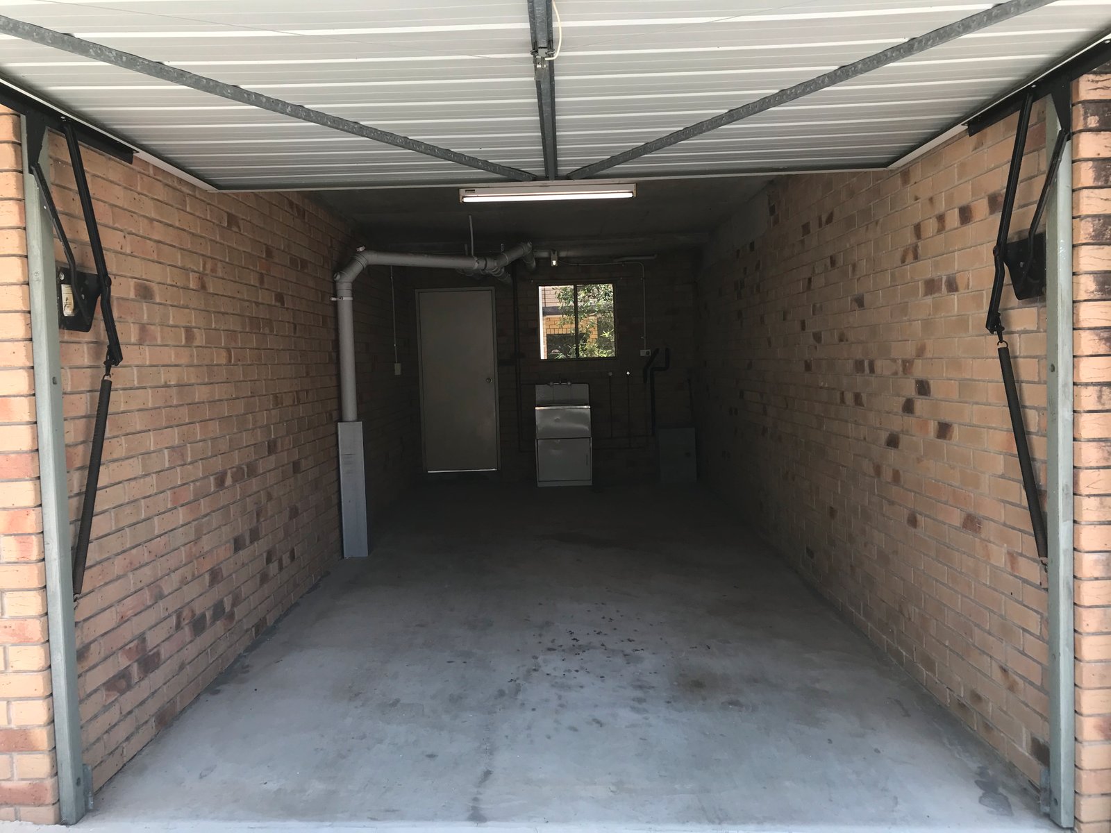 4/35 Leslie Street NUNDAH 10