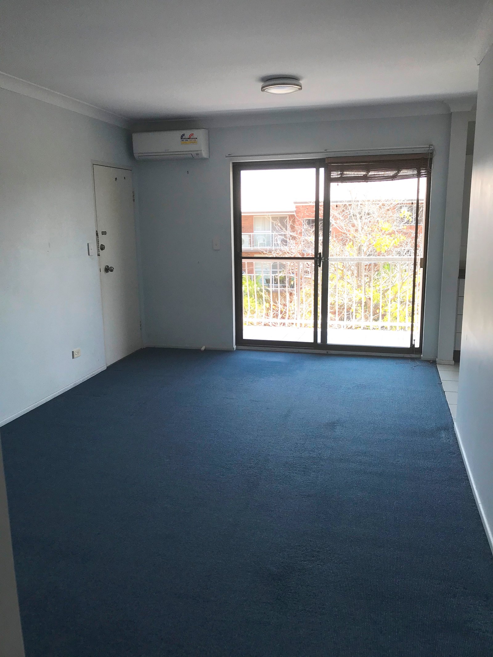 4/35 Leslie Street NUNDAH 5