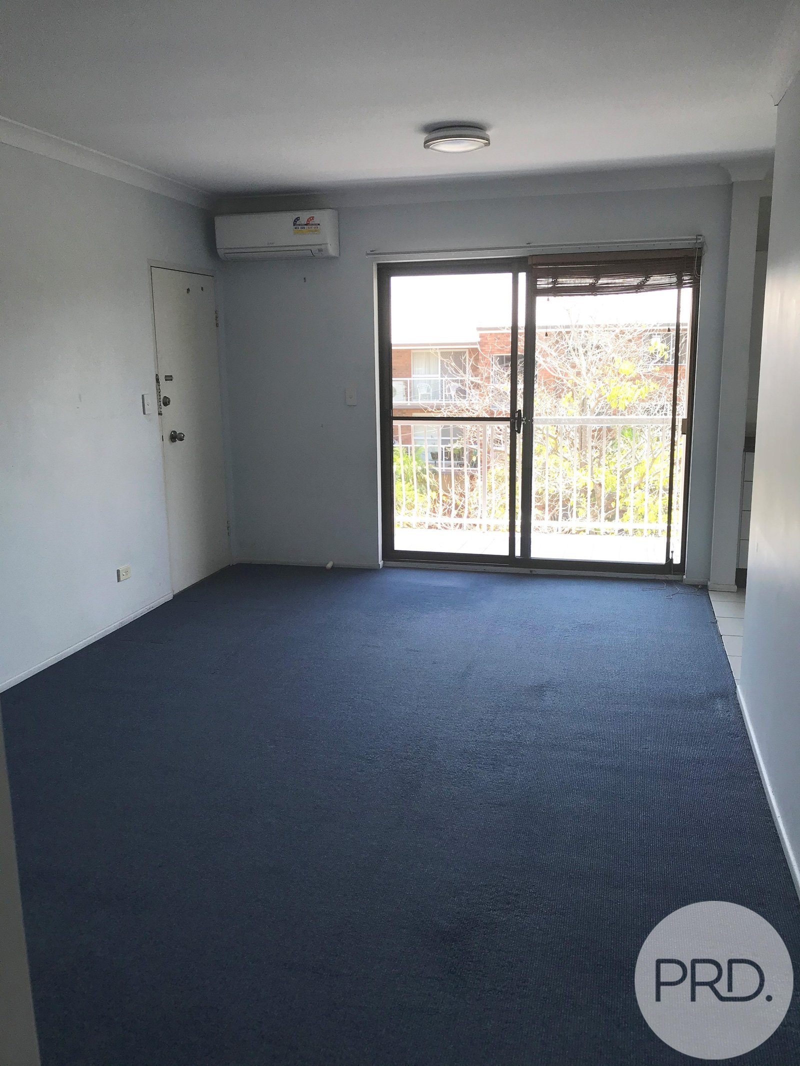 4/35 Leslie Street NUNDAH 2