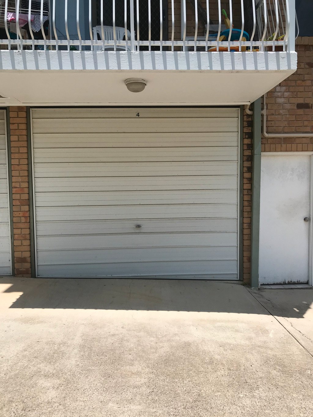 4/35 Leslie Street NUNDAH 8