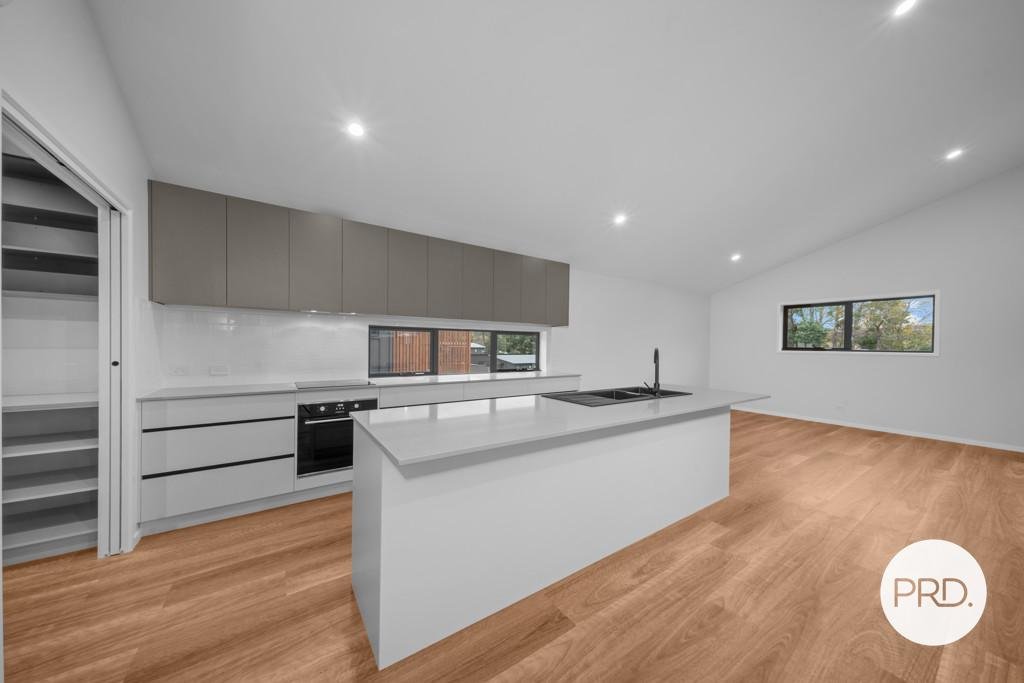 4/35 Lower Road NEW NORFOLK 5