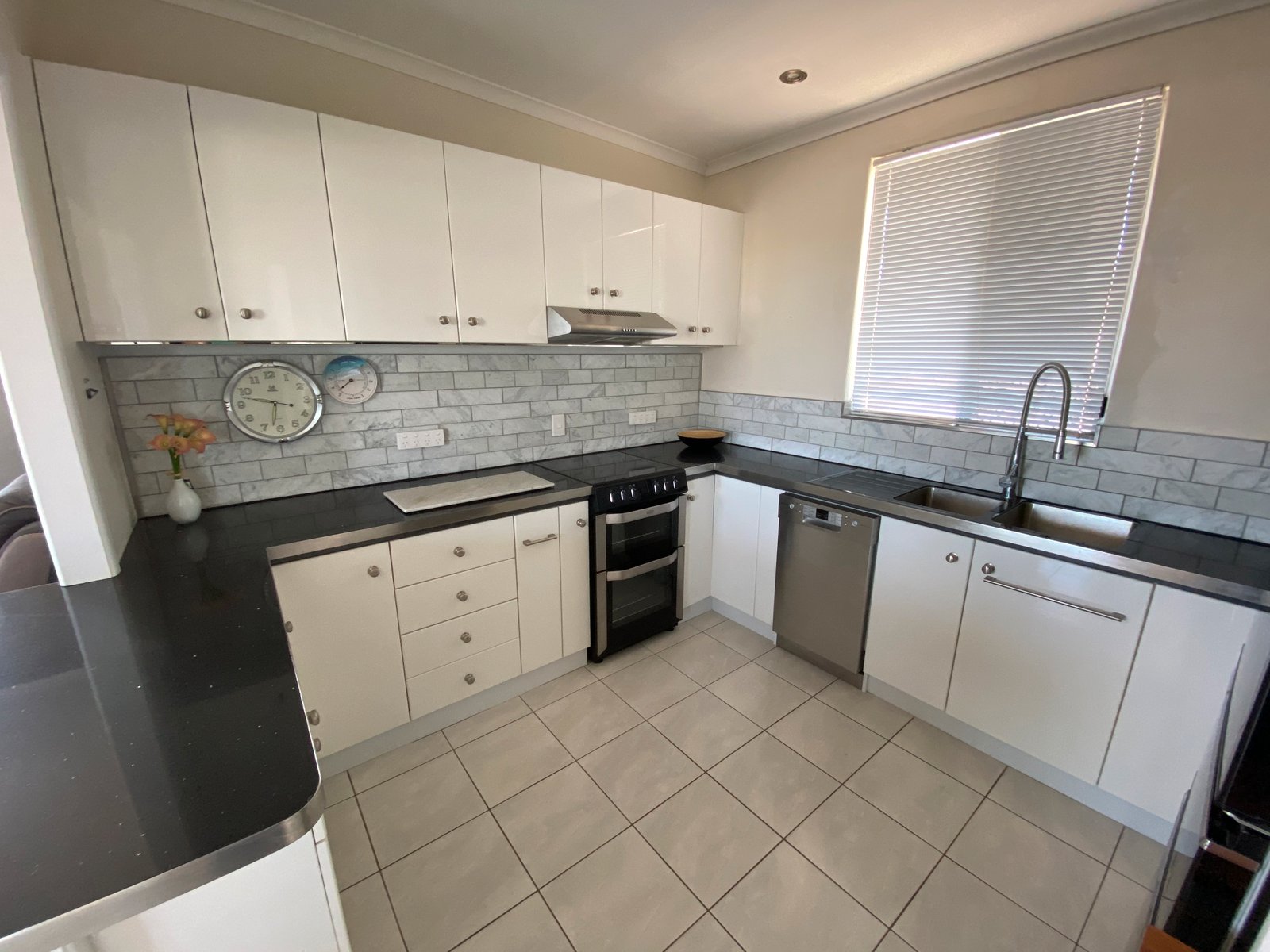 4/35 OCEAN Street TANNUM SANDS 2