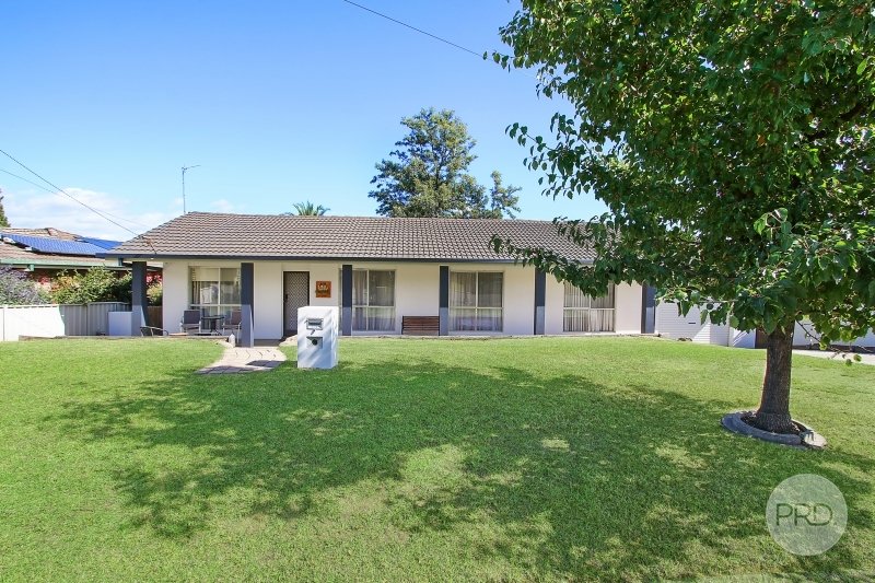 435 Parkview Crescent LAVINGTON 16