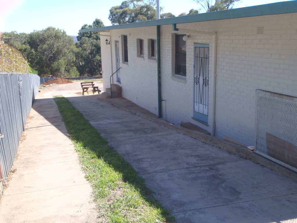 4/36 Bartoman Street BATLOW 6