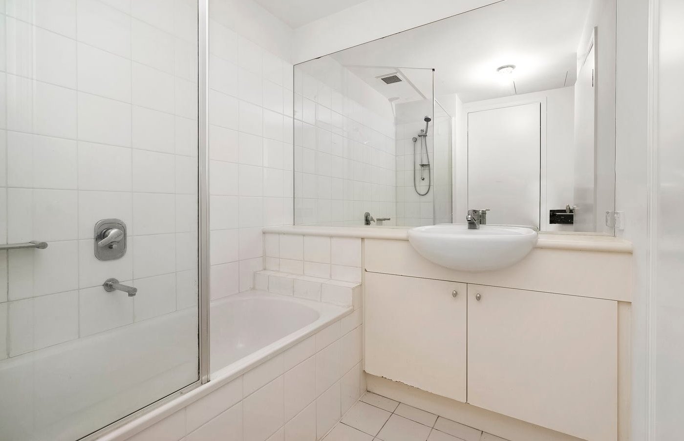 Gallery: 43/6 Graham Street