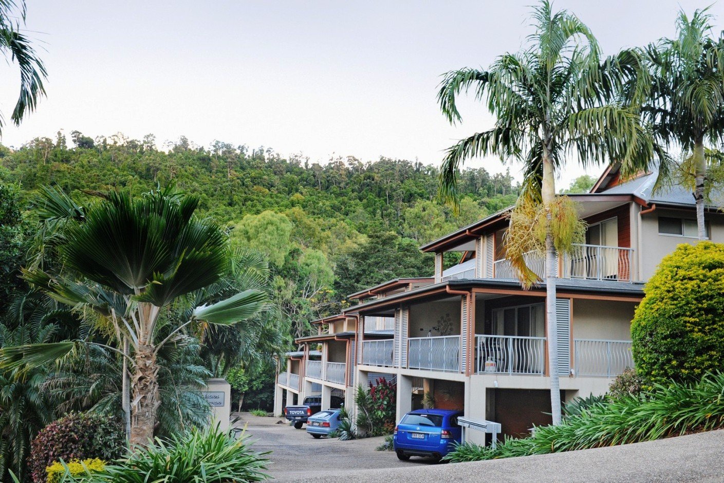 4/36 Waterson Way AIRLIE BEACH 1