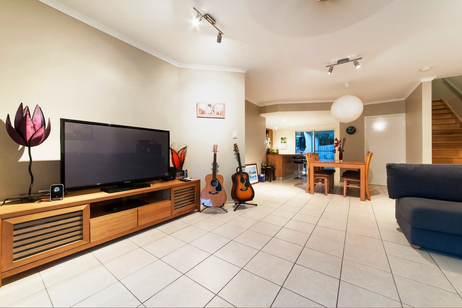 4/36 Waterson Way AIRLIE BEACH 12