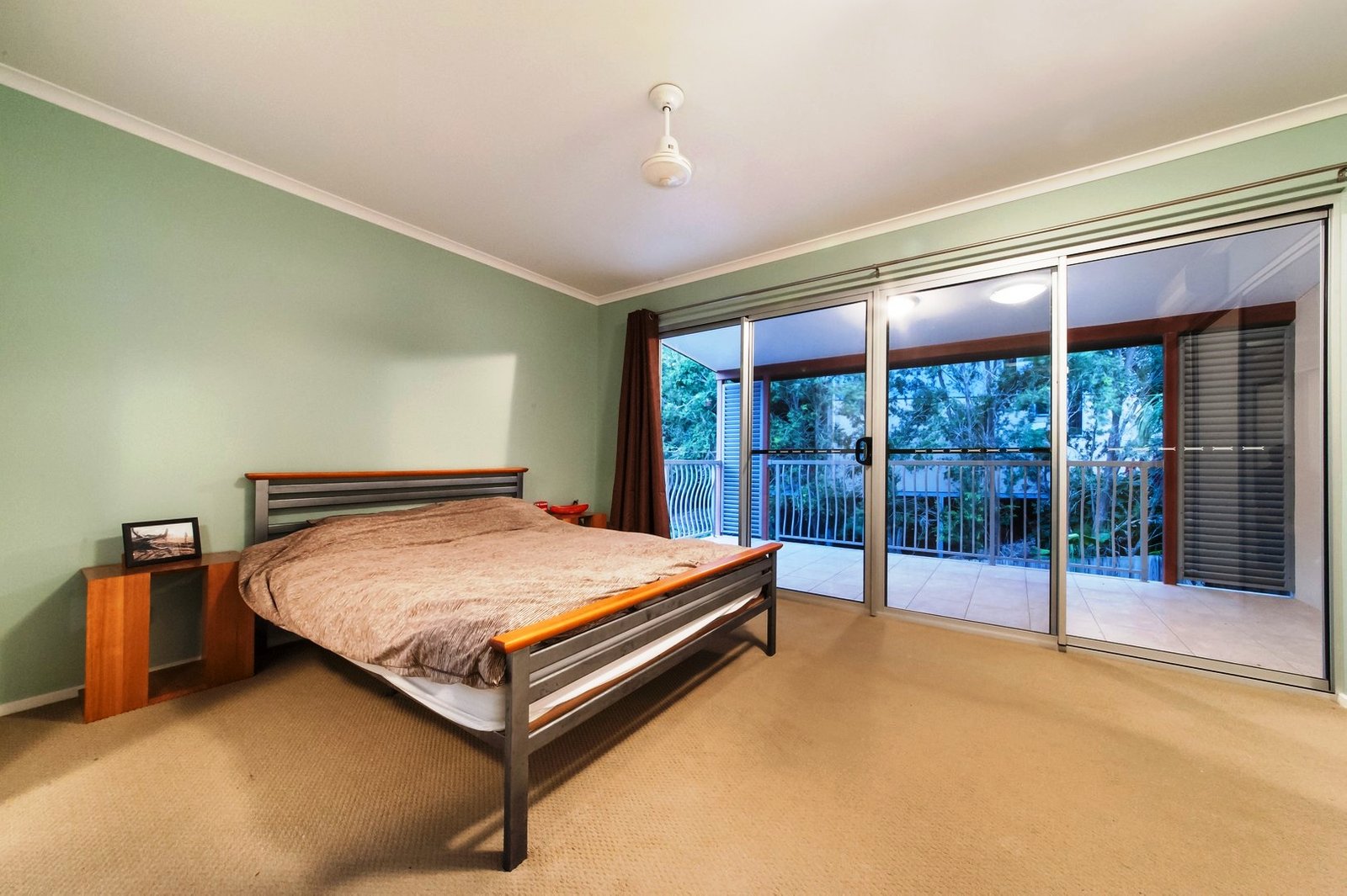 4/36 Waterson Way AIRLIE BEACH 13