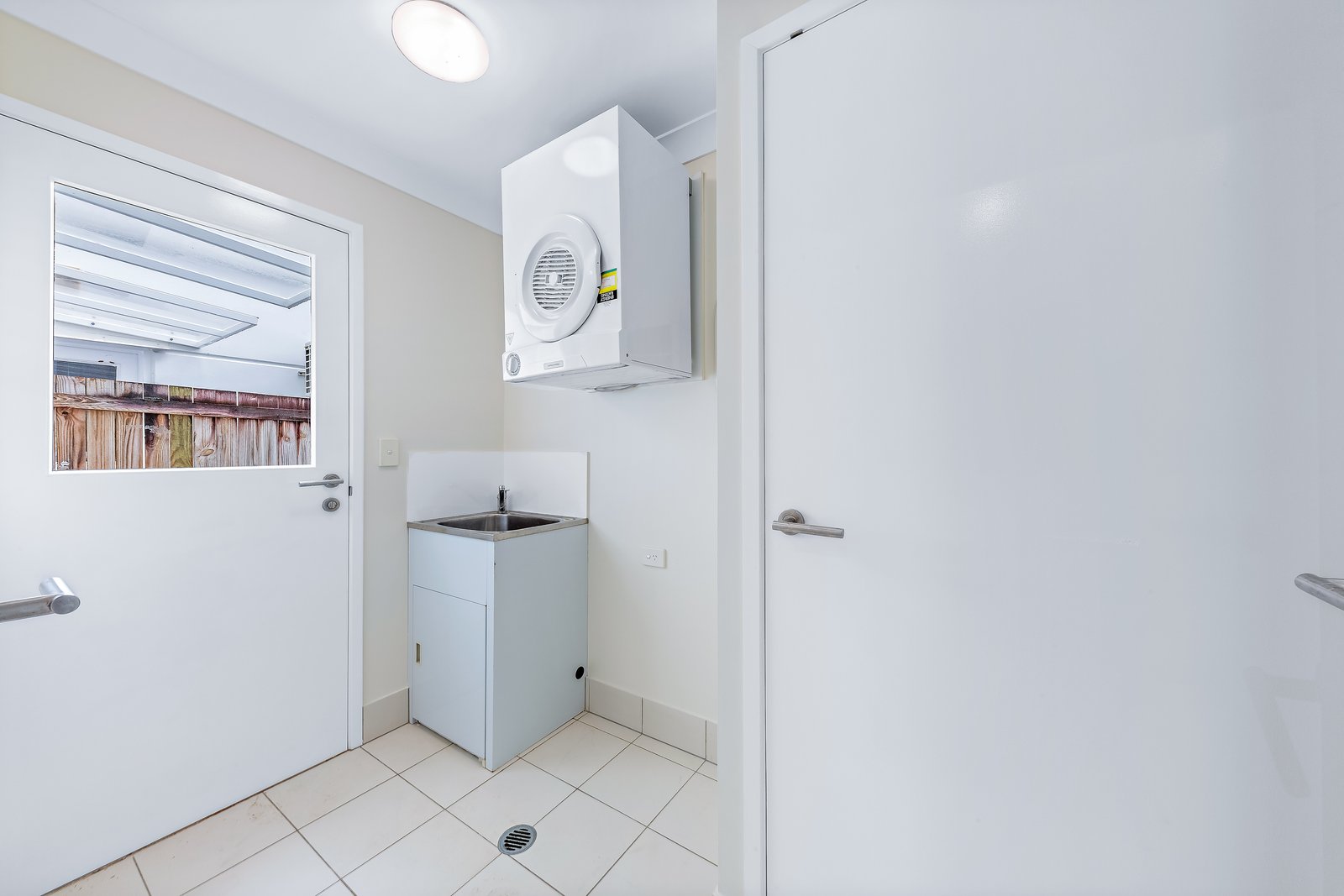 43/65 Manooka Drive CANNONVALE 10