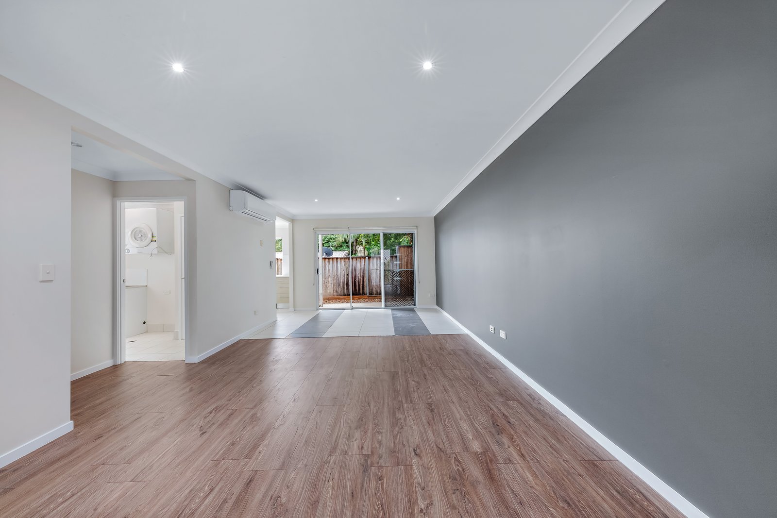 43/65 Manooka Drive CANNONVALE 18