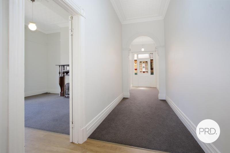 4/365 Rau Street EAST ALBURY 4