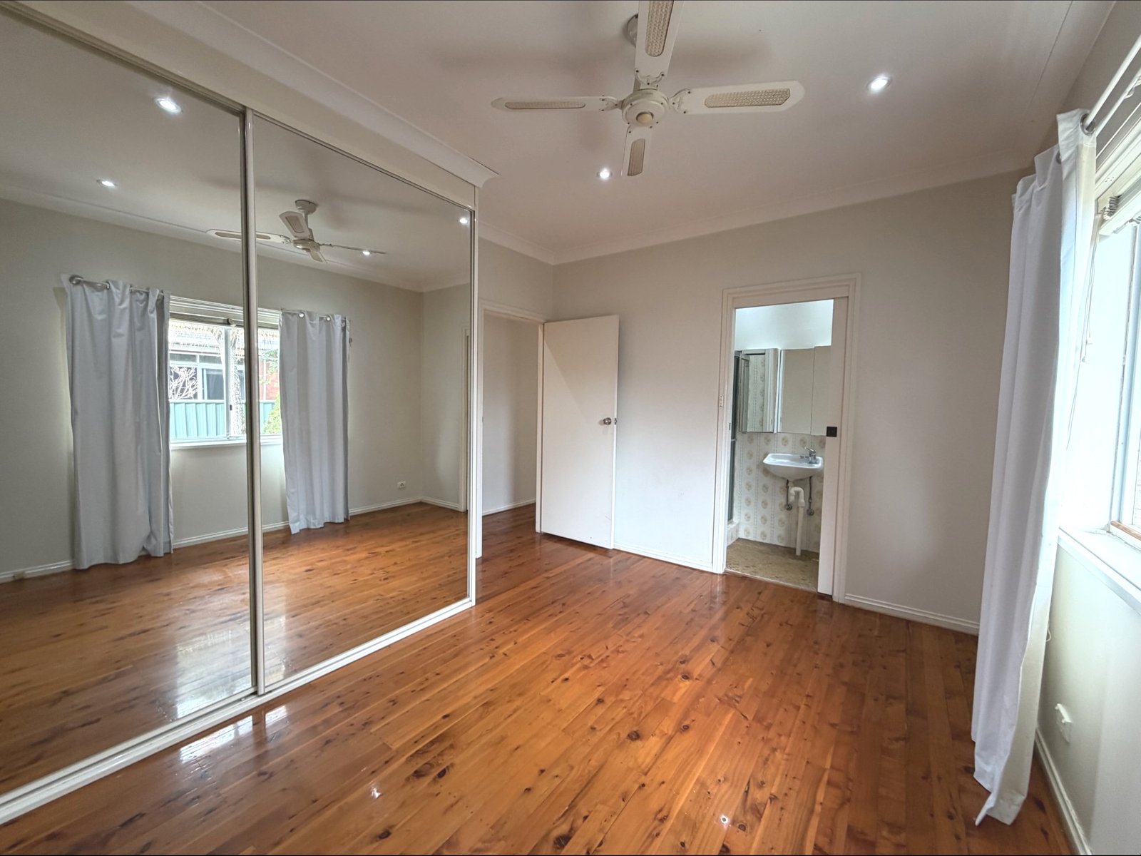 4/37-39 Alfred Street RAMSGATE BEACH 5