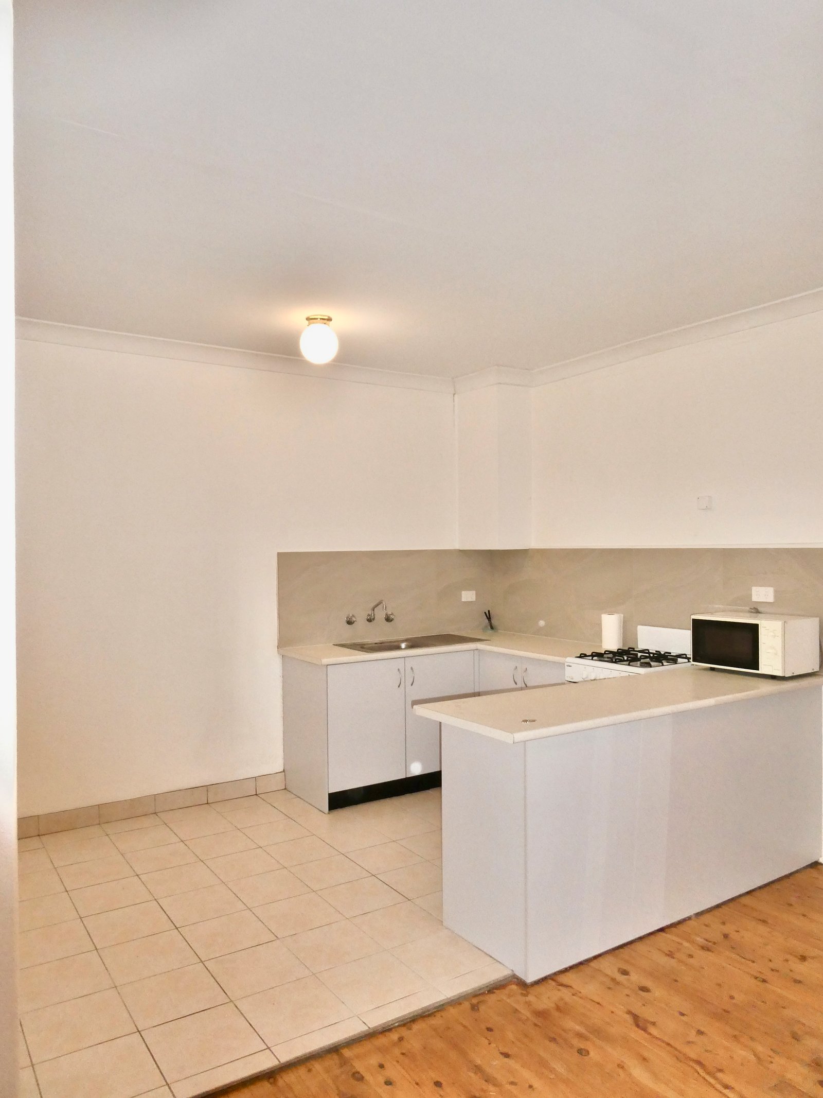 4/37 Baxter Avenue KOGARAH 2