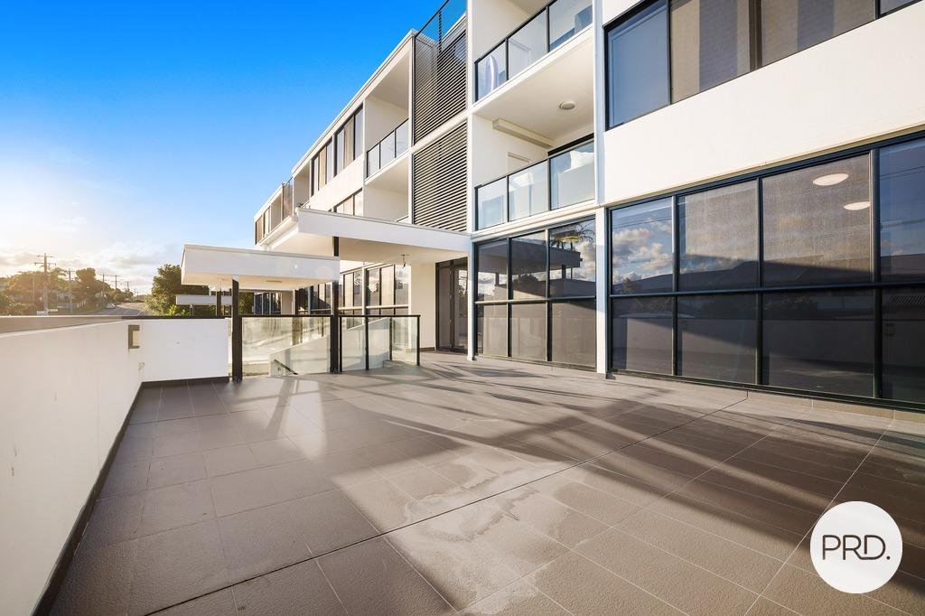 4/37 Central Street LABRADOR 10