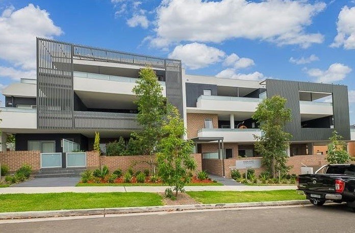 4/37 Gover Street PEAKHURST 5