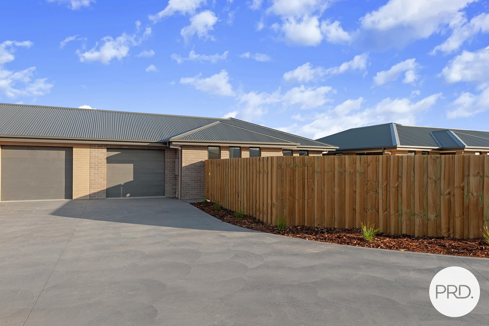 4/37 Menin Drive BRIGHTON 1