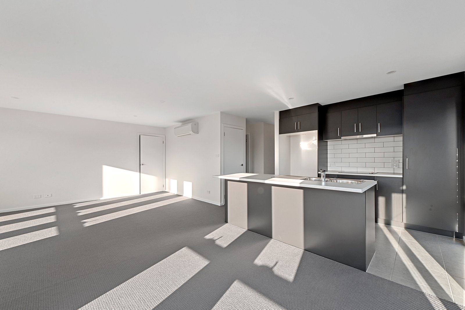 4/37 Menin Drive BRIGHTON 6