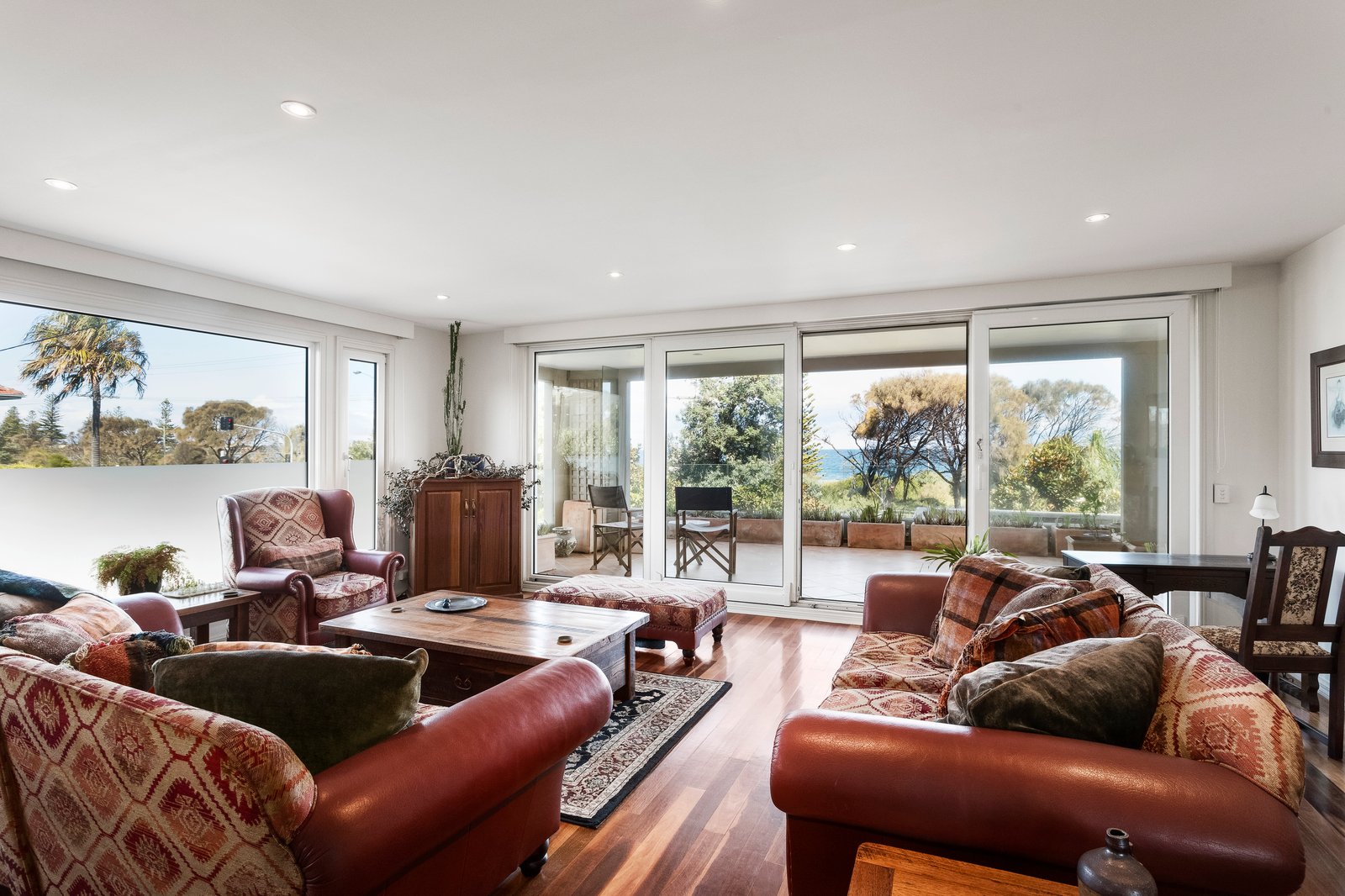 Real Estate and Property in 4/37 Ormond Esplanade, Elwood, VIC