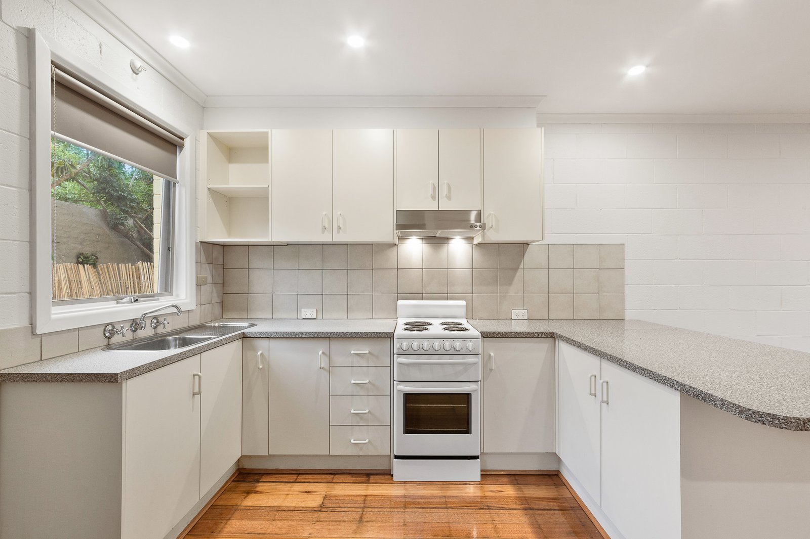 Gallery: 4/37 Sandford Street