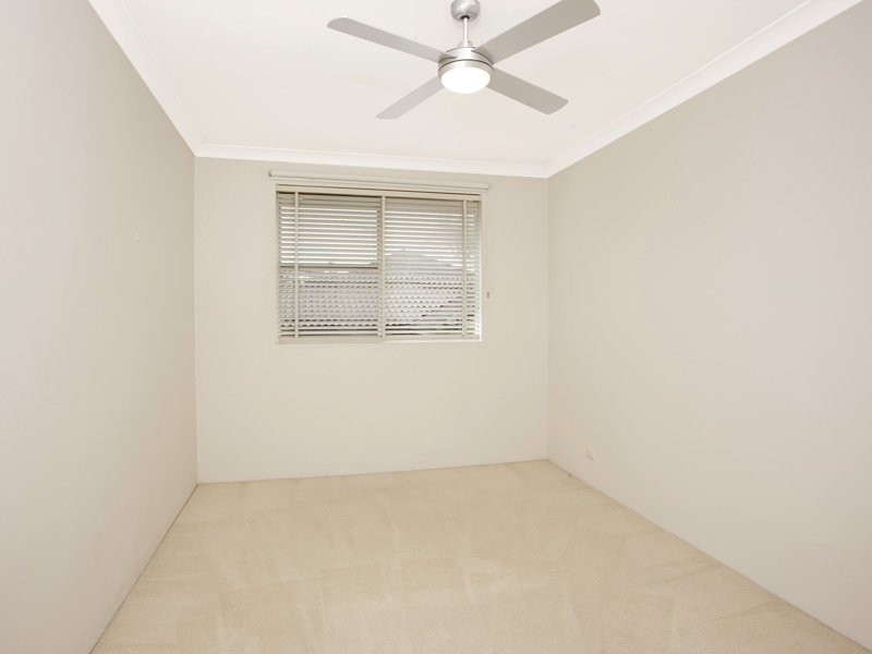 4/37 Wonoona Parade East  OATLEY 5