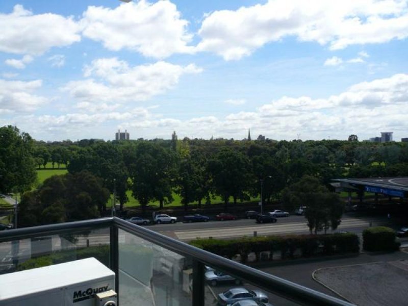 Gallery: 437/539 St Kilda Road