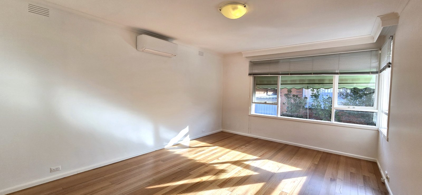 Real Estate and Property in 4/38-40 Holyrood Street, Hampton, VIC