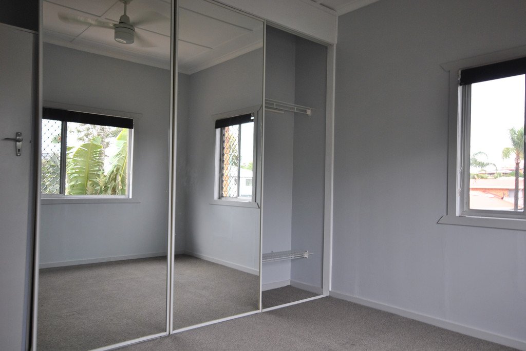 4/38 Imperial Parade LABRADOR 3