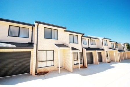 4/38 Kenneally Street KOORINGAL 1