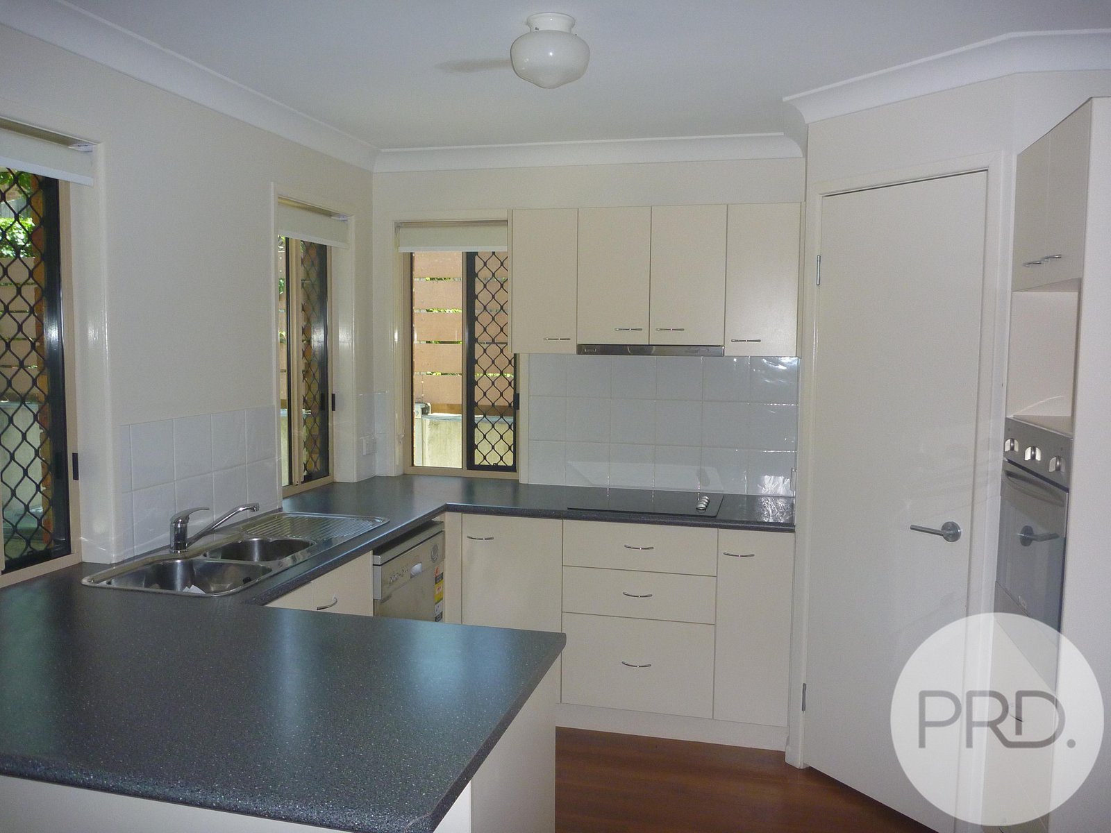 4/38 Rode Road WAVELL HEIGHTS 2