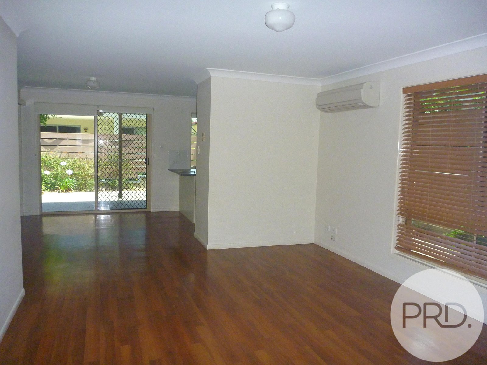 4/38 Rode Road WAVELL HEIGHTS 3