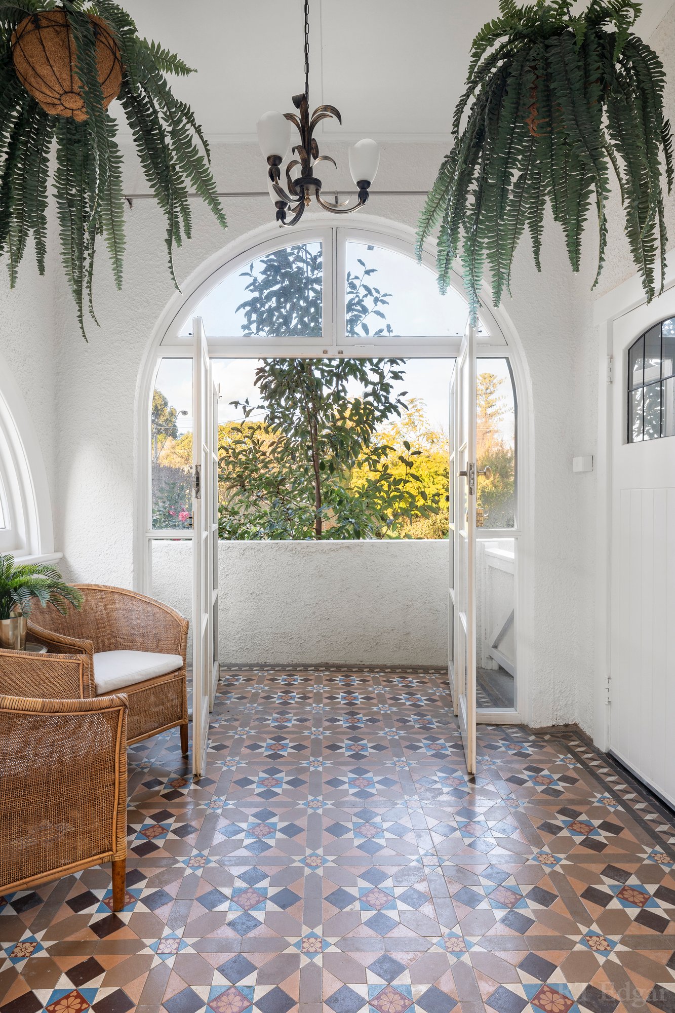 Real Estate and Property in 4/383 Glenferrie Road, Malvern, VIC