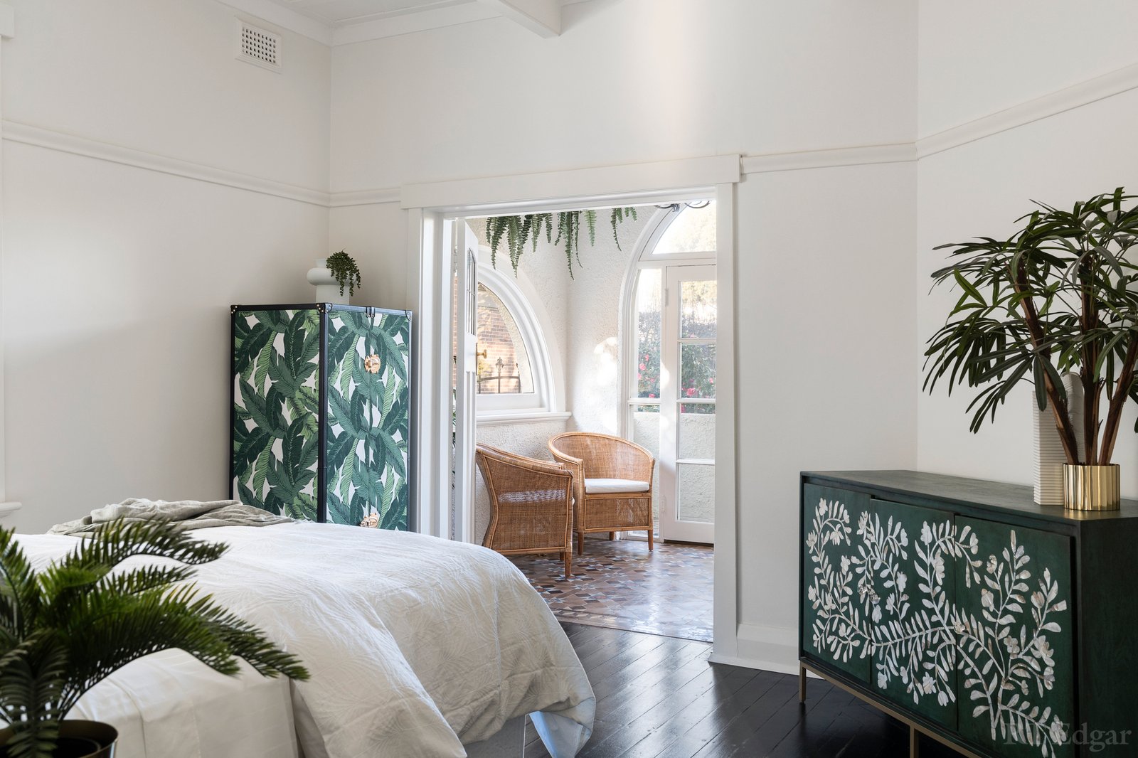 Real Estate and Property in 4/383 Glenferrie Road, Malvern, VIC