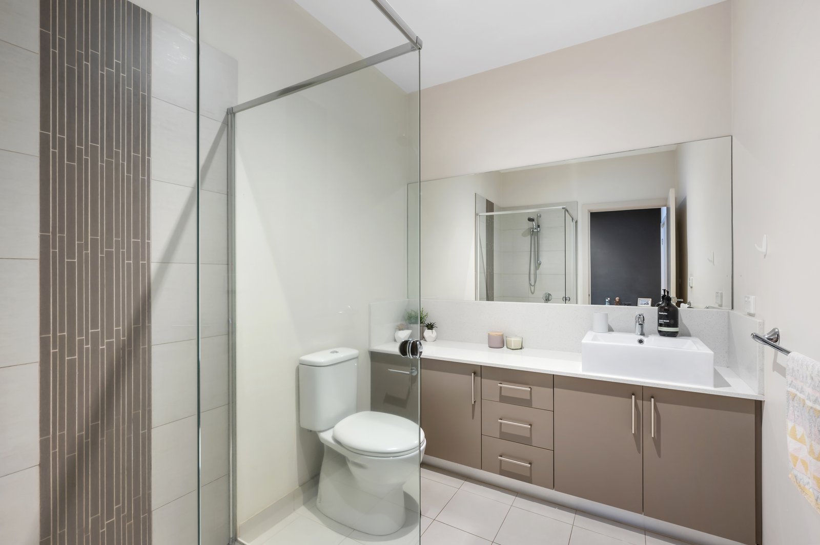 Real Estate and Property in 4/386 High Street, Northcote, VIC