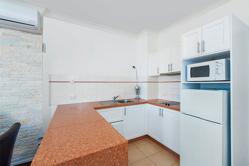 438/99 Griffith Street COOLANGATTA 3
