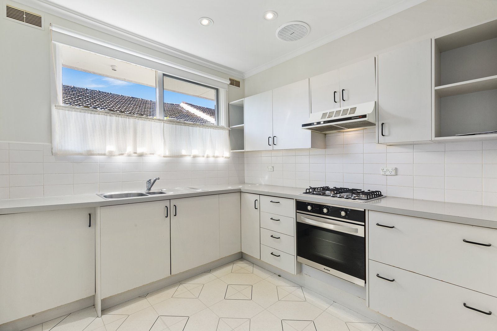 Gallery: 4/39 Asling Street