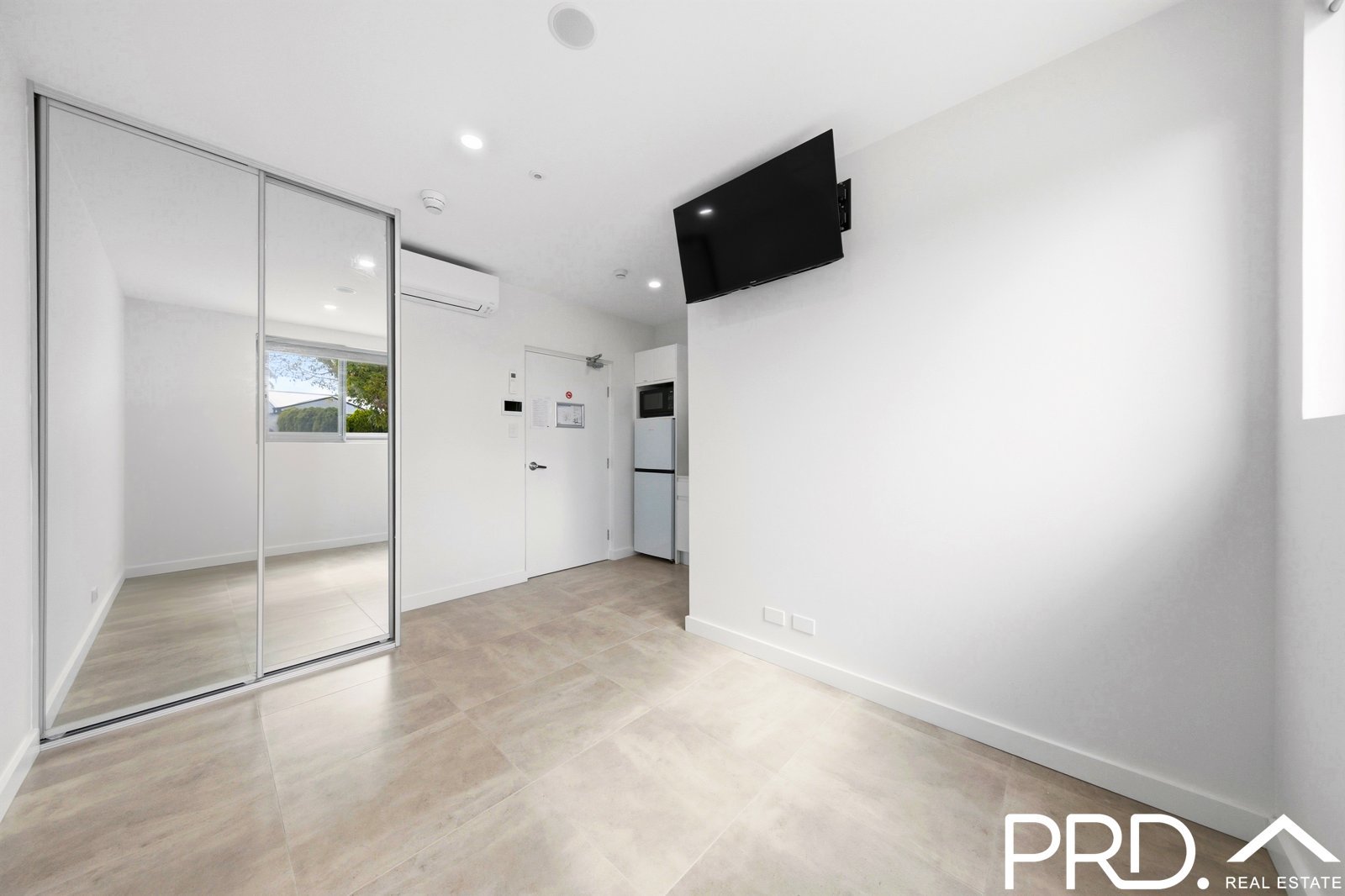 4/39 Cullens Road PUNCHBOWL 3