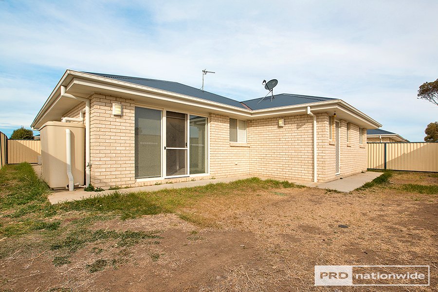 4/39 Cunningham Street TAMWORTH 10
