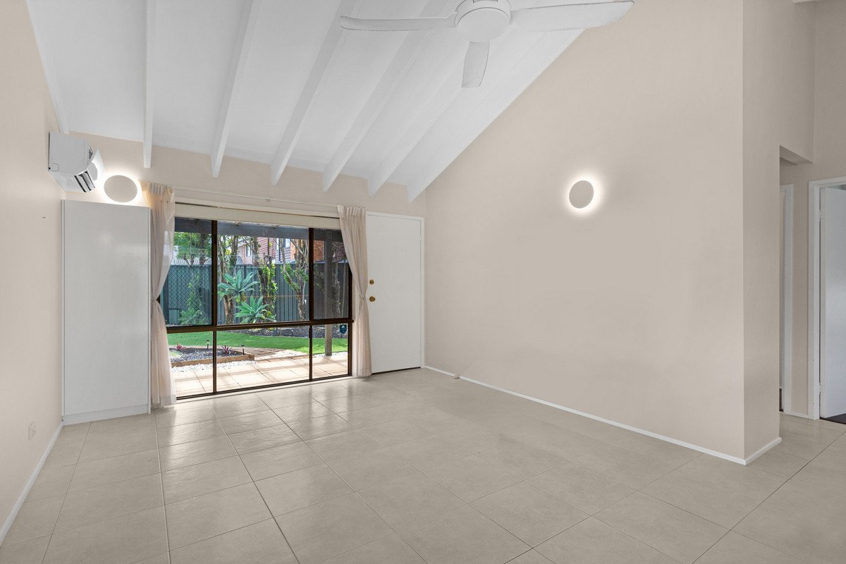 4/39 Frascott Avenue Varsity Lakes 1