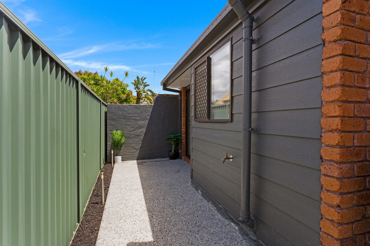 4/39 Frascott Avenue Varsity Lakes 11