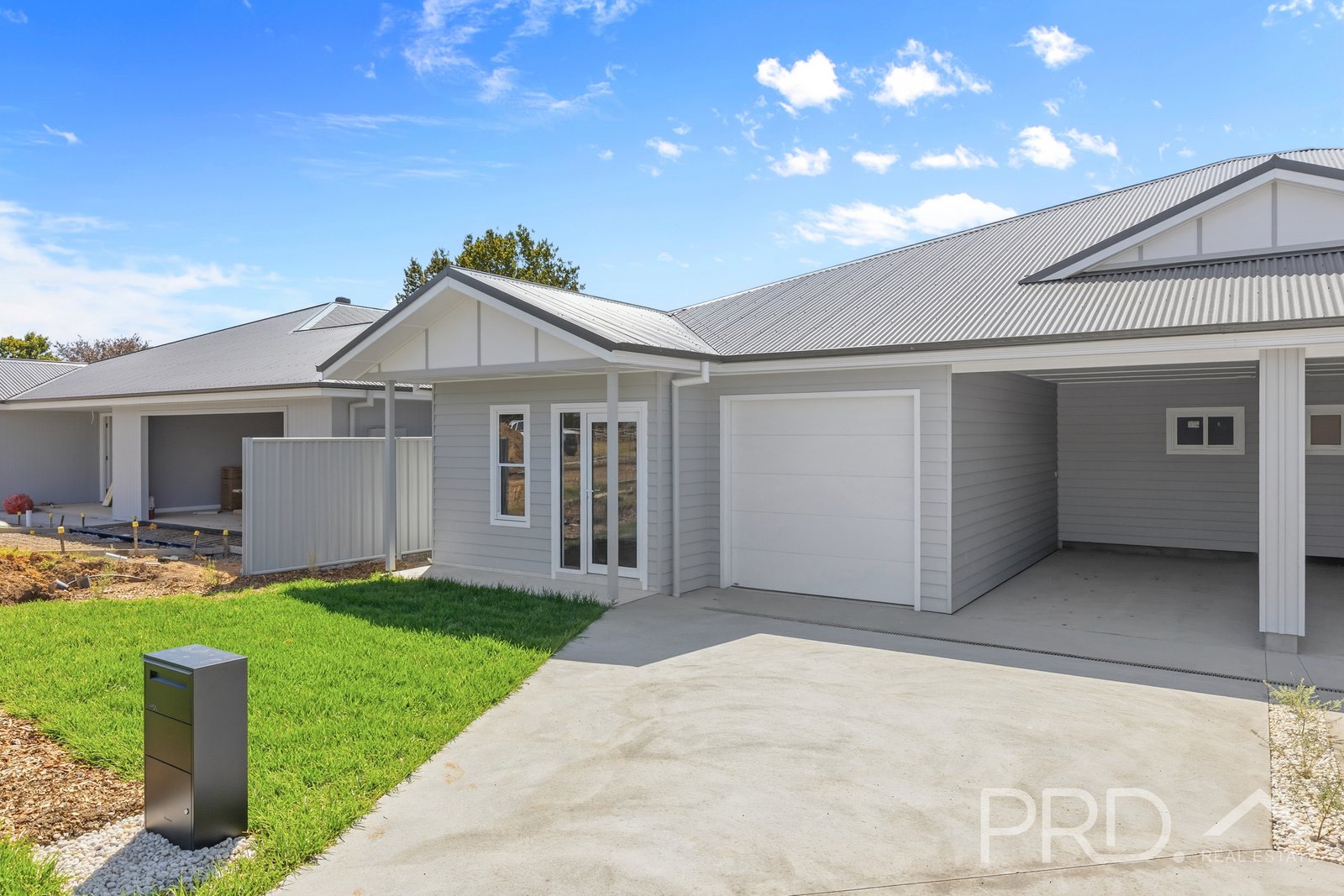 43A & 43B Broughton Street TUMUT 2